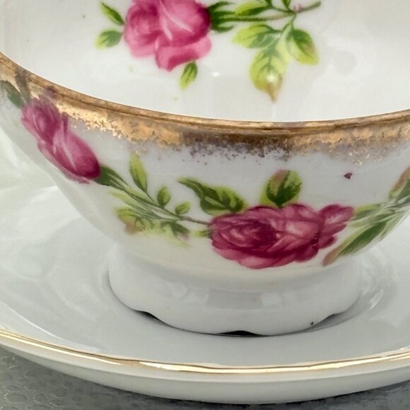 VTG Bone China Teacup‎ Saucer Set Gold Trim Pink Rose Romantic Floral High Tea - Picture 3 of 13
